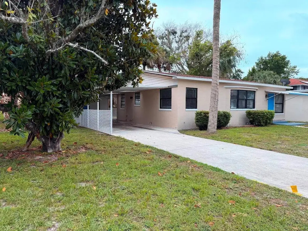 1010 Mayflower Road, Fort Pierce FL 34950 photo 2