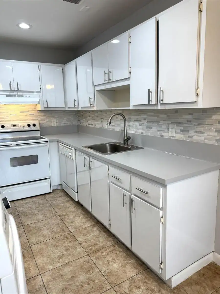 1100 Boxwood Drive # 101, Delray Beach FL 33445 photo 4