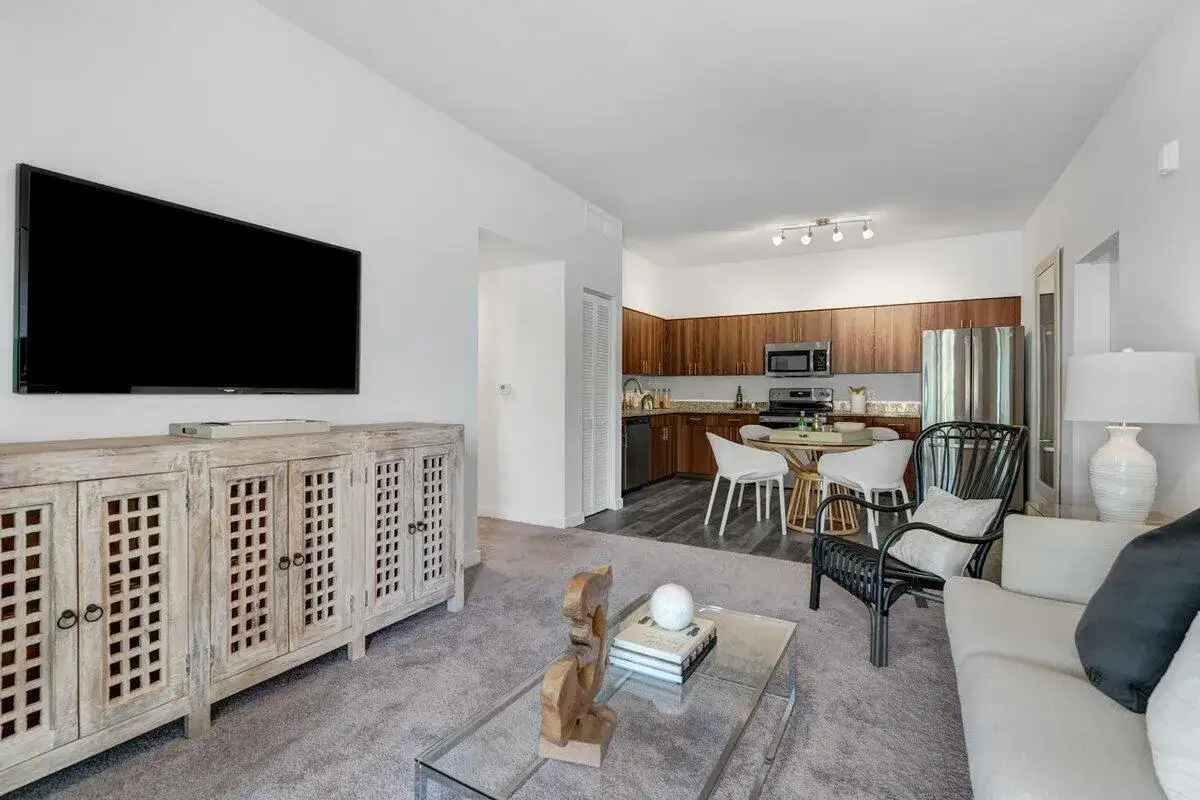 4290 Lakewood Road Unit 204, FL 33461 photo 3