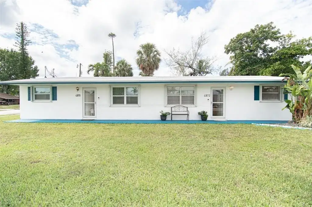 6872 SW 15th Street, North Lauderdale FL 33068 photo 2