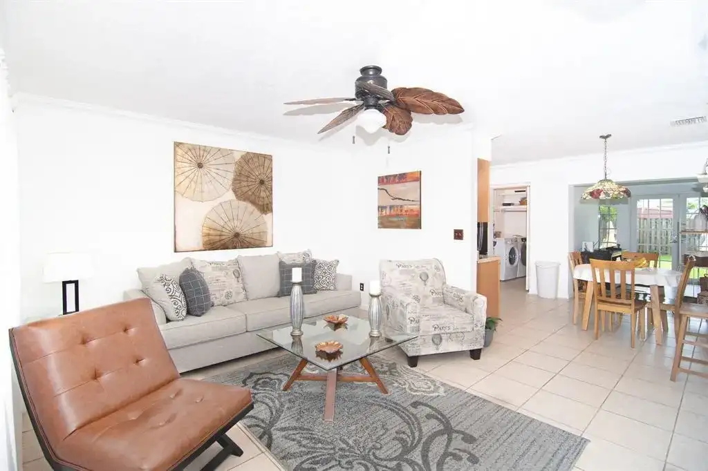 6872 SW 15th Street, North Lauderdale FL 33068 photo 5
