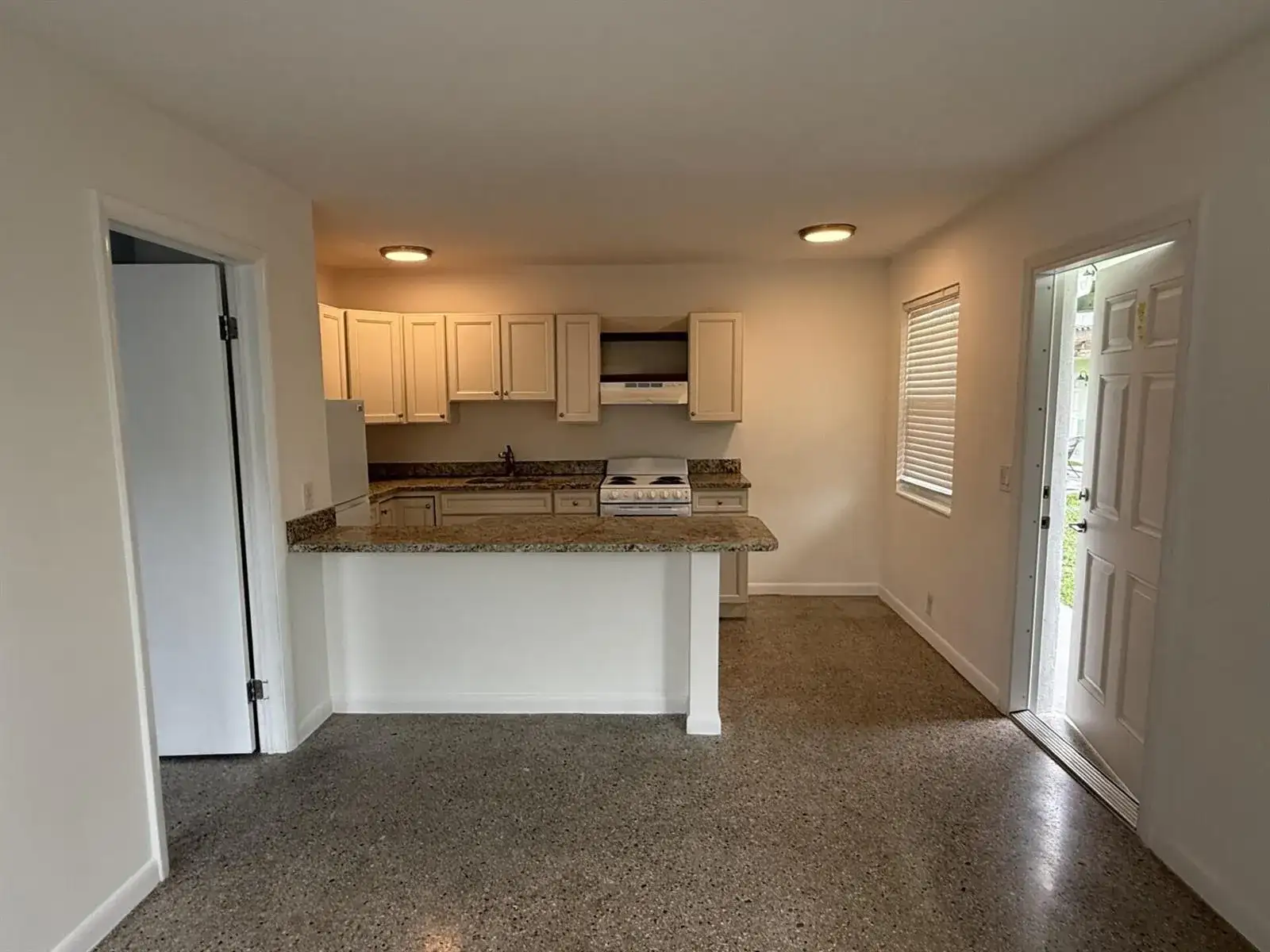 1118 N H Street # 4, FL 33460 photo 2