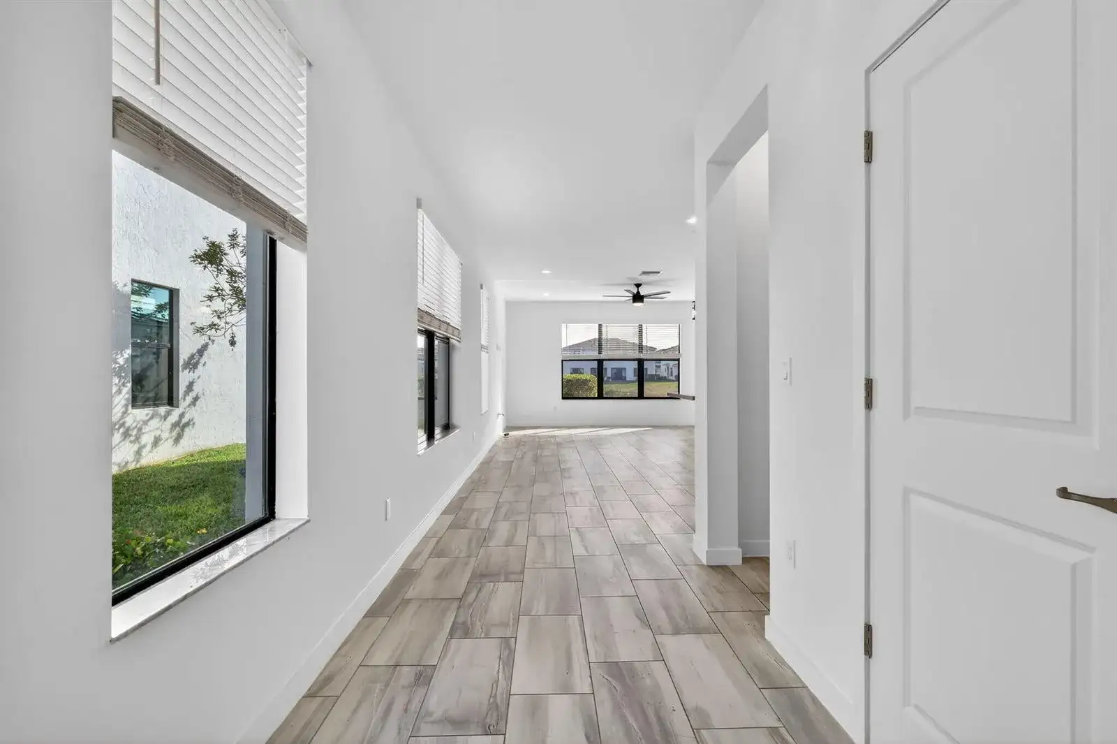 8792 Antarus Drive, Lake Worth FL 33467 photo 2