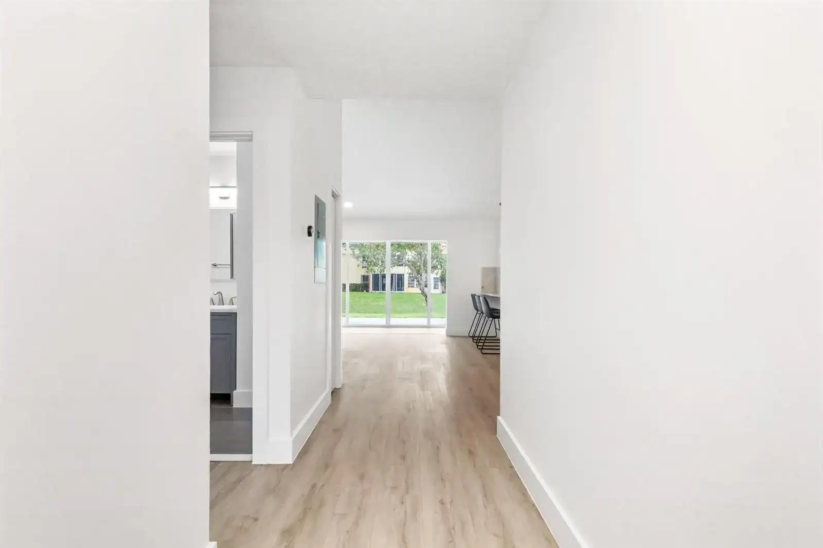 2737 Zorno Way, Delray Beach FL 33445 photo 4