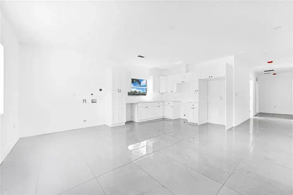 7990 NW 8th Avenue, Miami FL 33150 photo 4