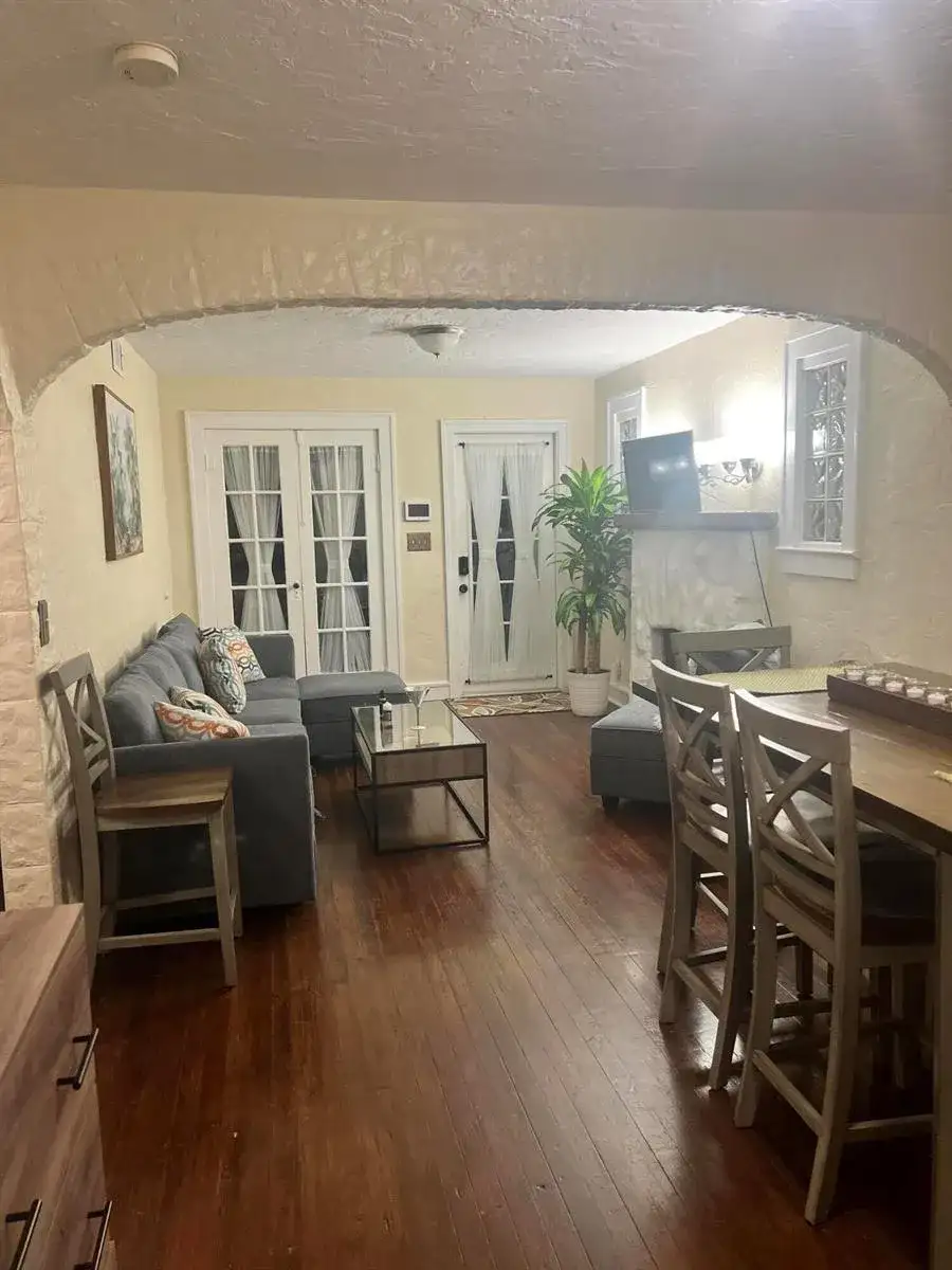314 S L Street, FL 33460 photo 2