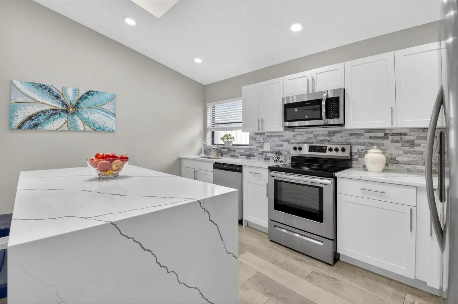 1315 NW 25th Lane, Delray Beach FL 33445 photo 4