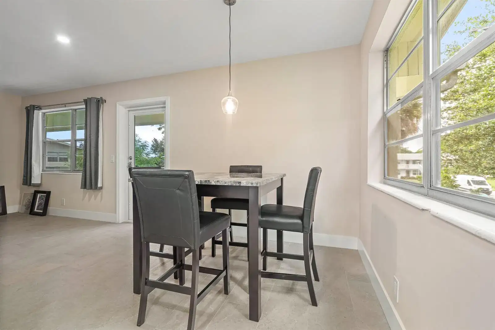 168 Farnham, Deerfield Beach FL 33442 photo 4