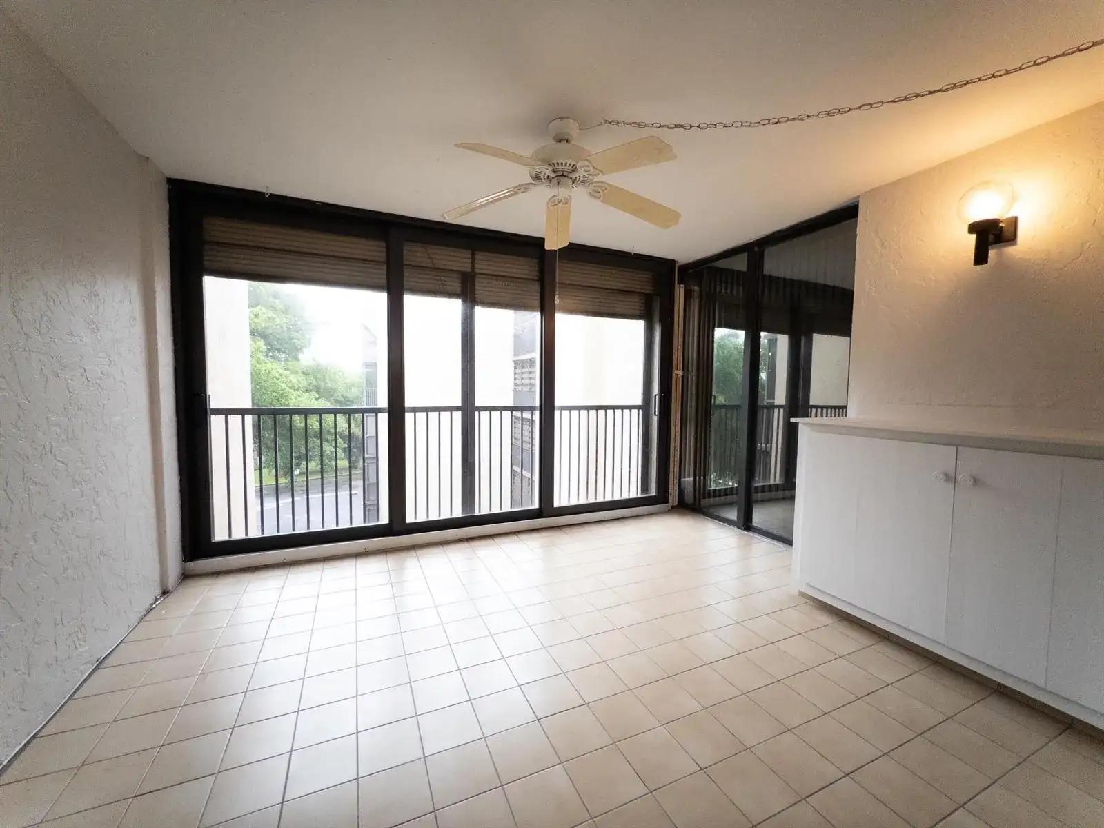 2800 N 46th # A502, Hollywood FL 33021 photo 4
