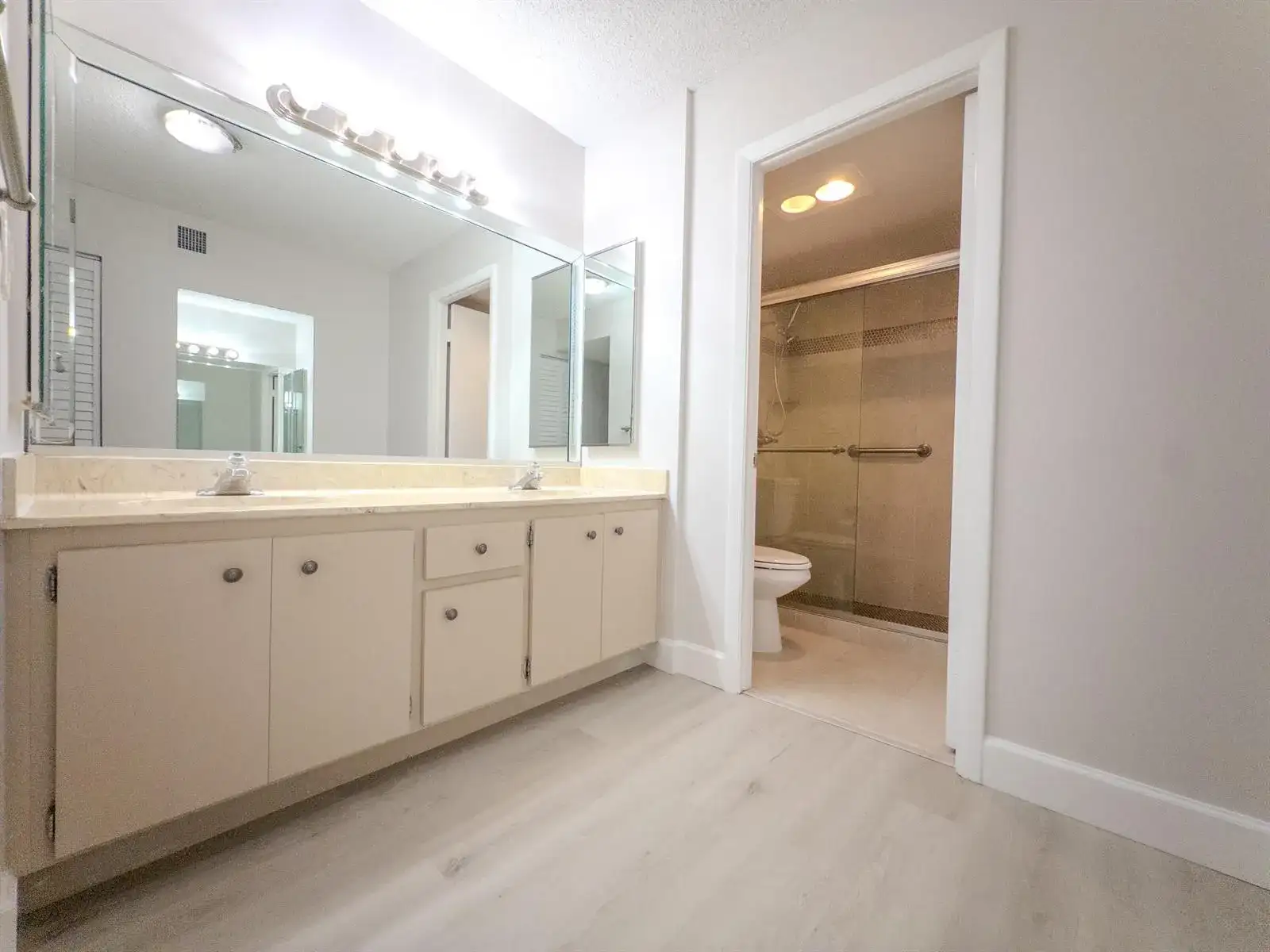 2800 N 46th # A502, Hollywood FL 33021 photo 5