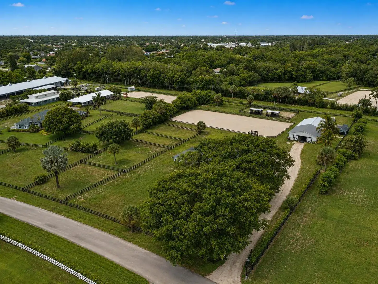 785 Cindy Drive, Wellington FL 33414 photo 3