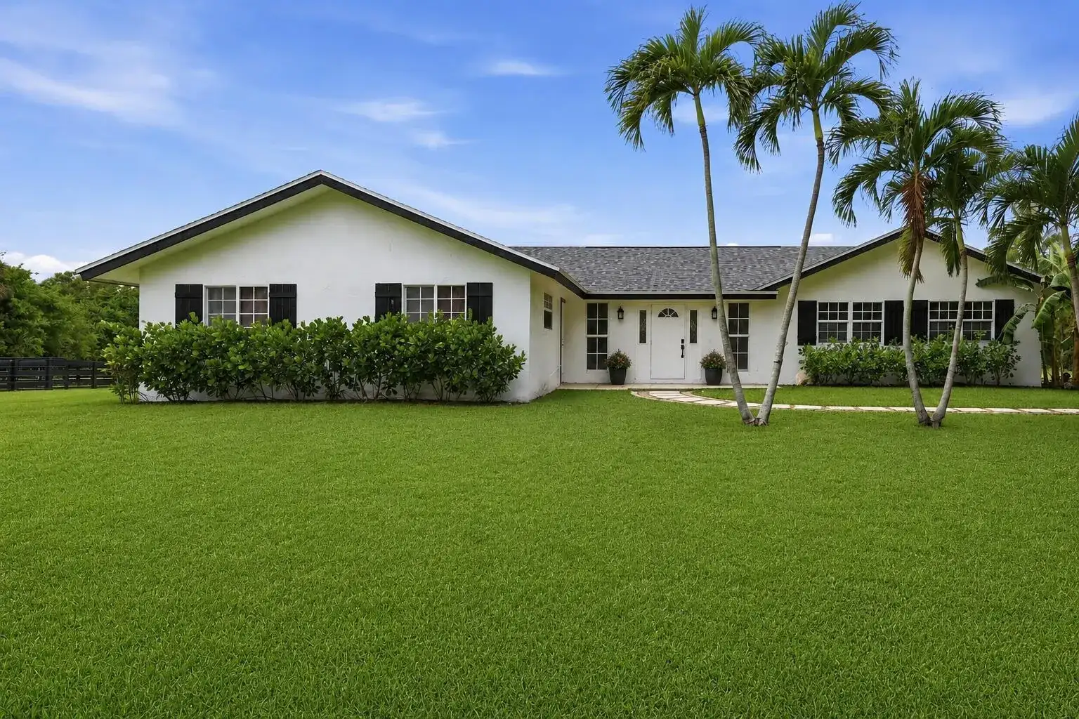 785 Cindy Drive, Wellington FL 33414 photo 5