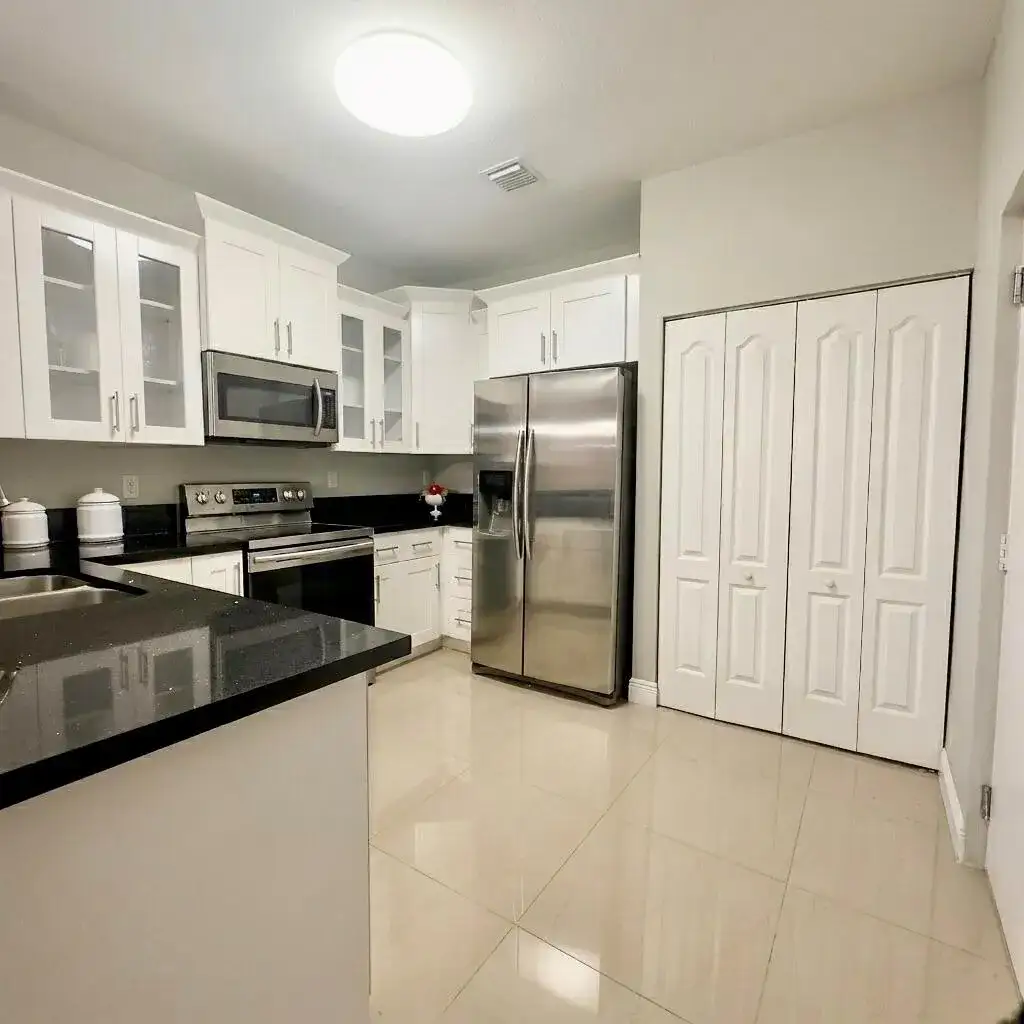 2766 NW 6th Court, Fort Lauderdale FL 33311 photo 3