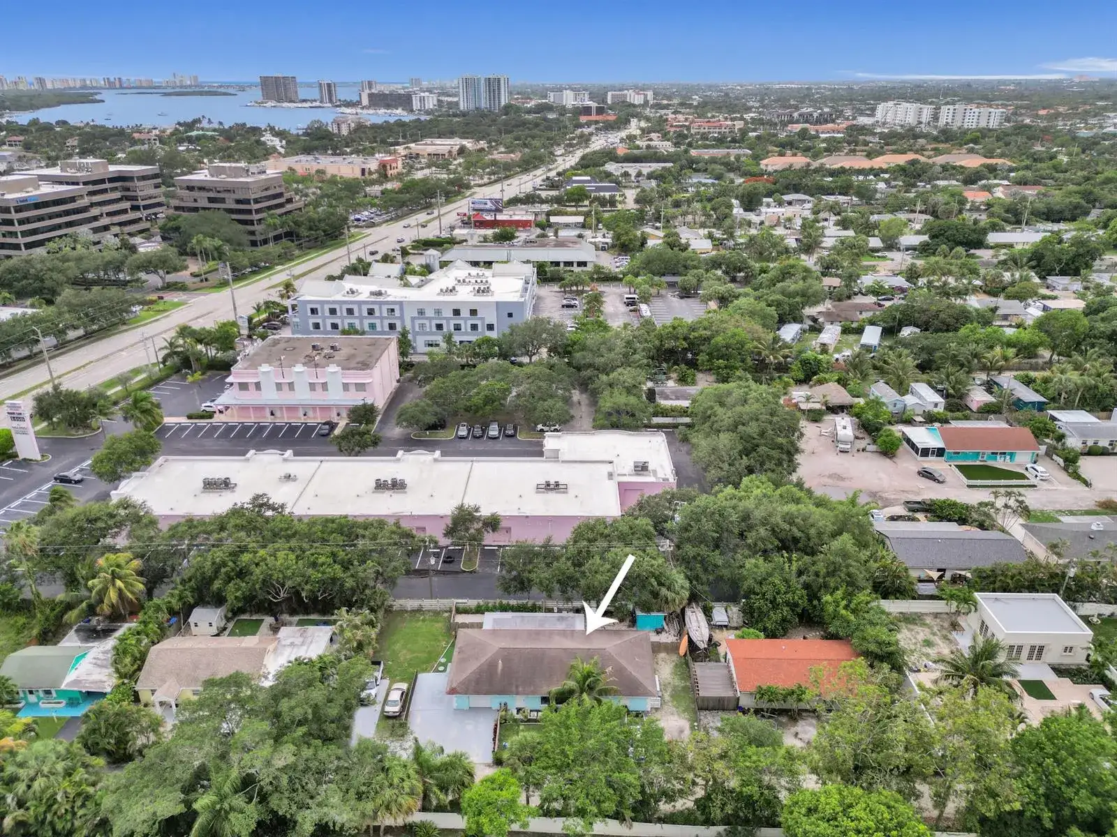 1718 Ridge Road, North Palm Beach FL 33408 photo 2
