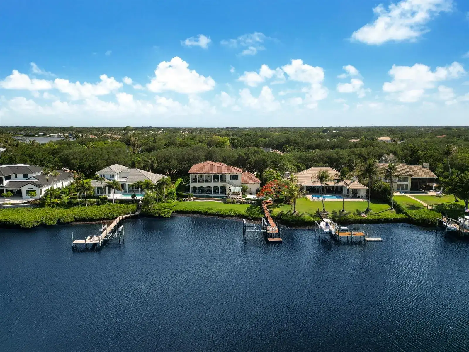 10433 SE Banyan Way, Jupiter FL 33469 photo 4