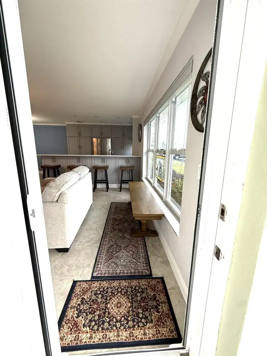 916 Savannas Point Drive Unit e, Fort Pierce FL 34982 photo 3