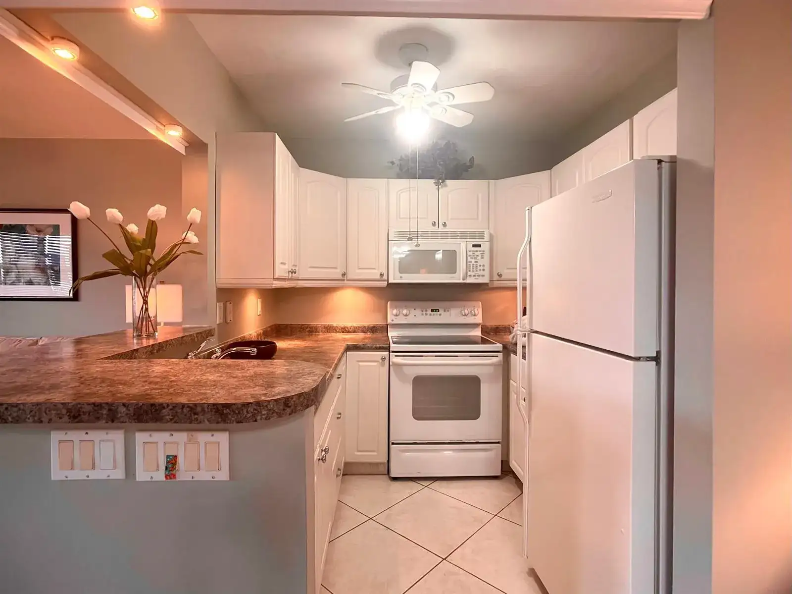 243 Coventry K, West Palm Beach FL 33417 photo 3