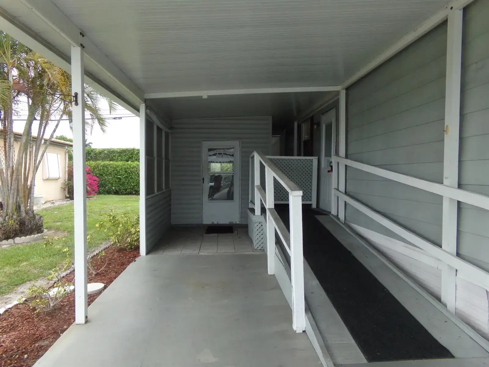 57006 Antilles, Boynton Beach FL 33436 photo 2