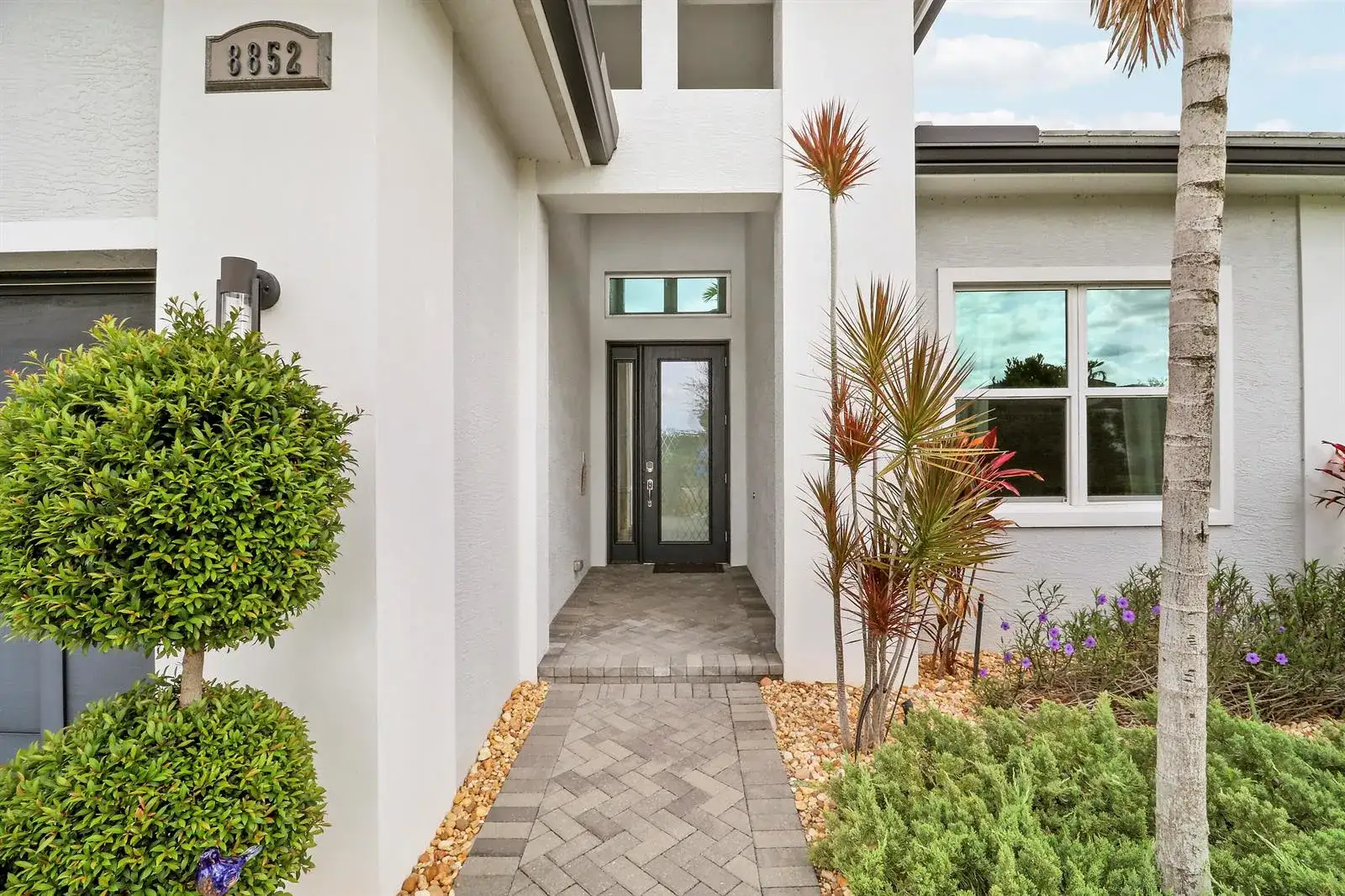 8852 SW Montova Way, Port St. Lucie FL 34987 photo 4