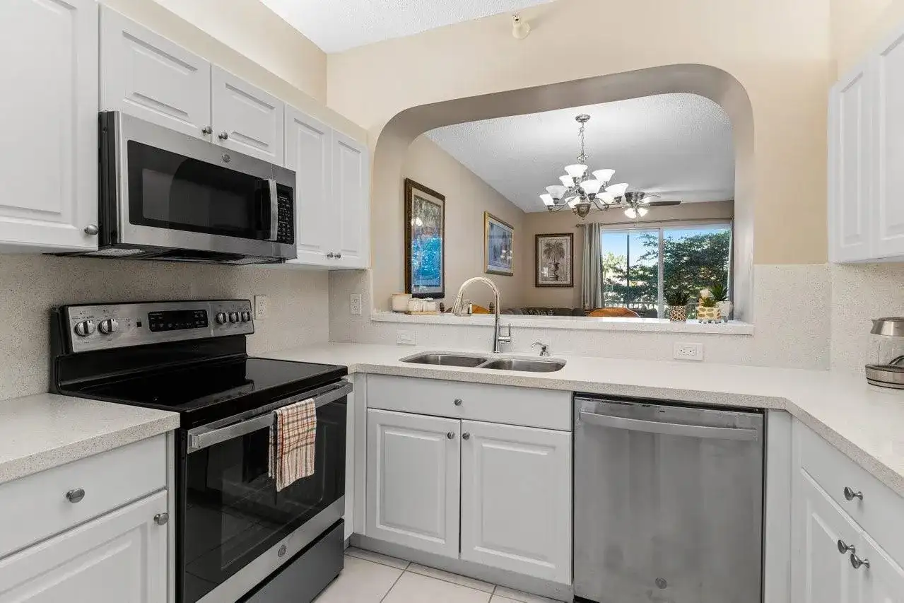 7775 Southampton Terrace # 310, Tamarac FL 33321 photo 4