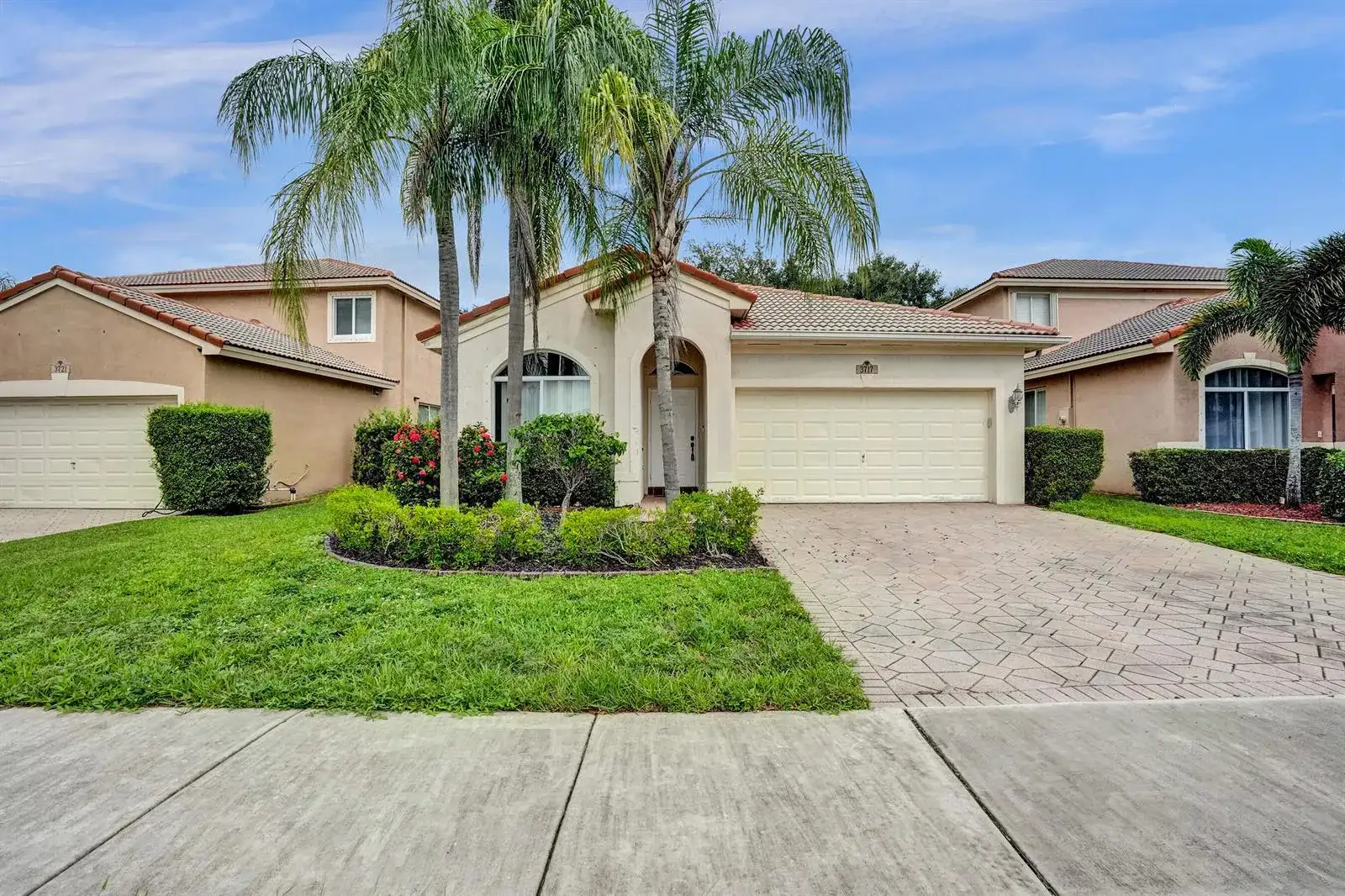 3717 Pebblebrook Manor, Coconut Creek FL 33073 photo 3