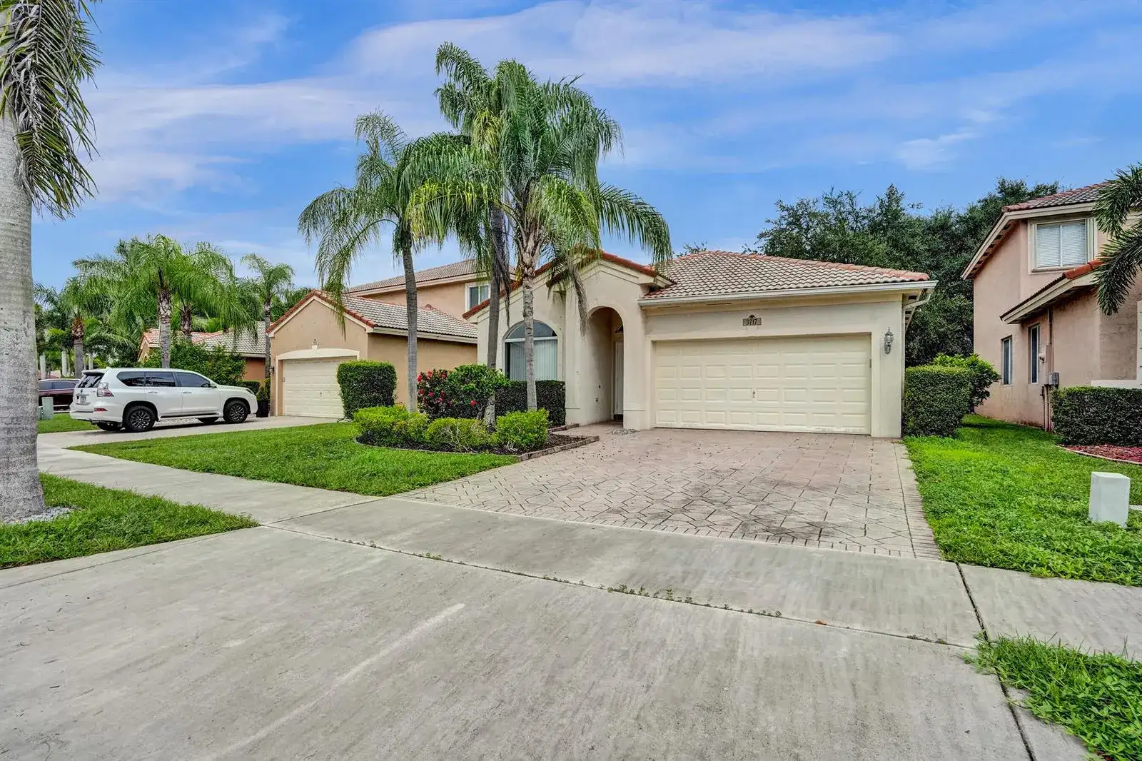 3717 Pebblebrook Manor, Coconut Creek FL 33073 photo 4