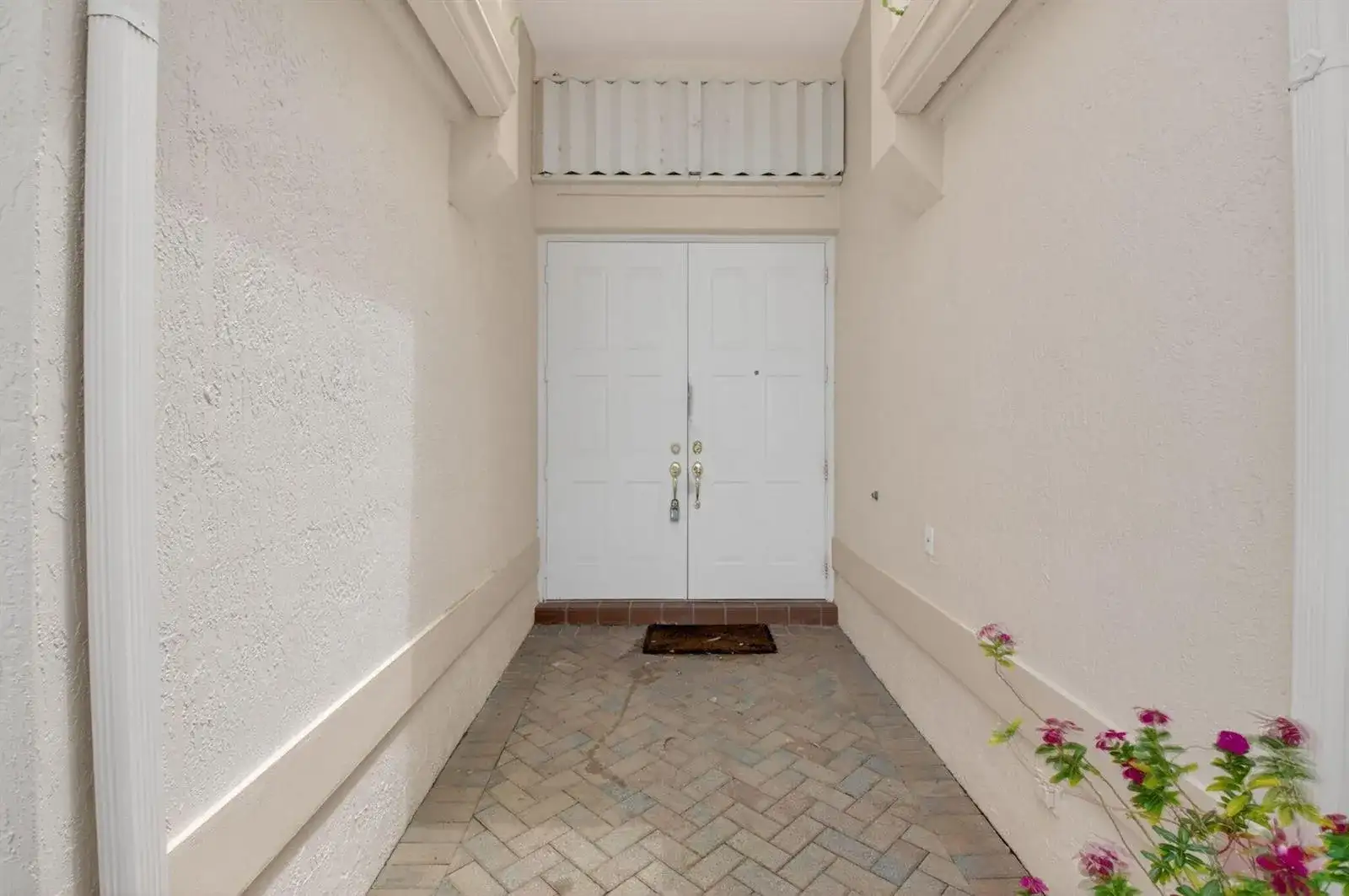 5304 Wycombe Avenue, Boynton Beach FL 33437 photo 2