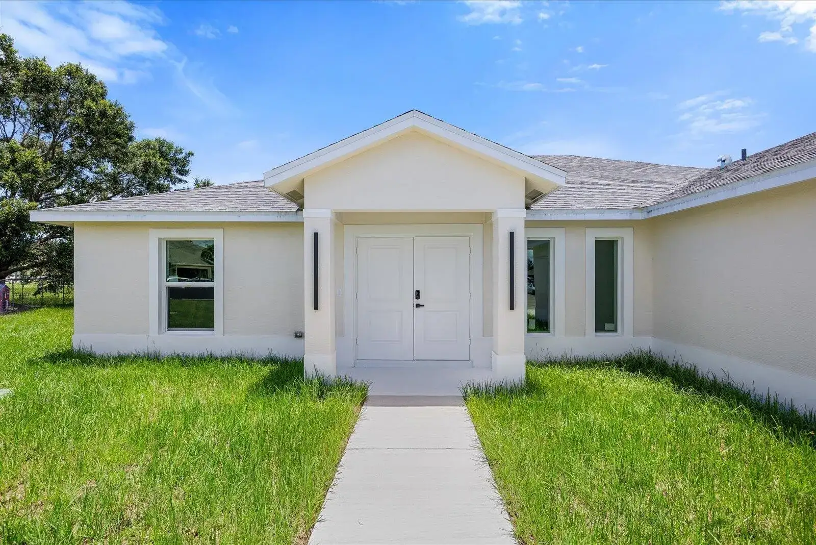 5315 NW Nail Court, Port St. Lucie FL 34986 photo 2