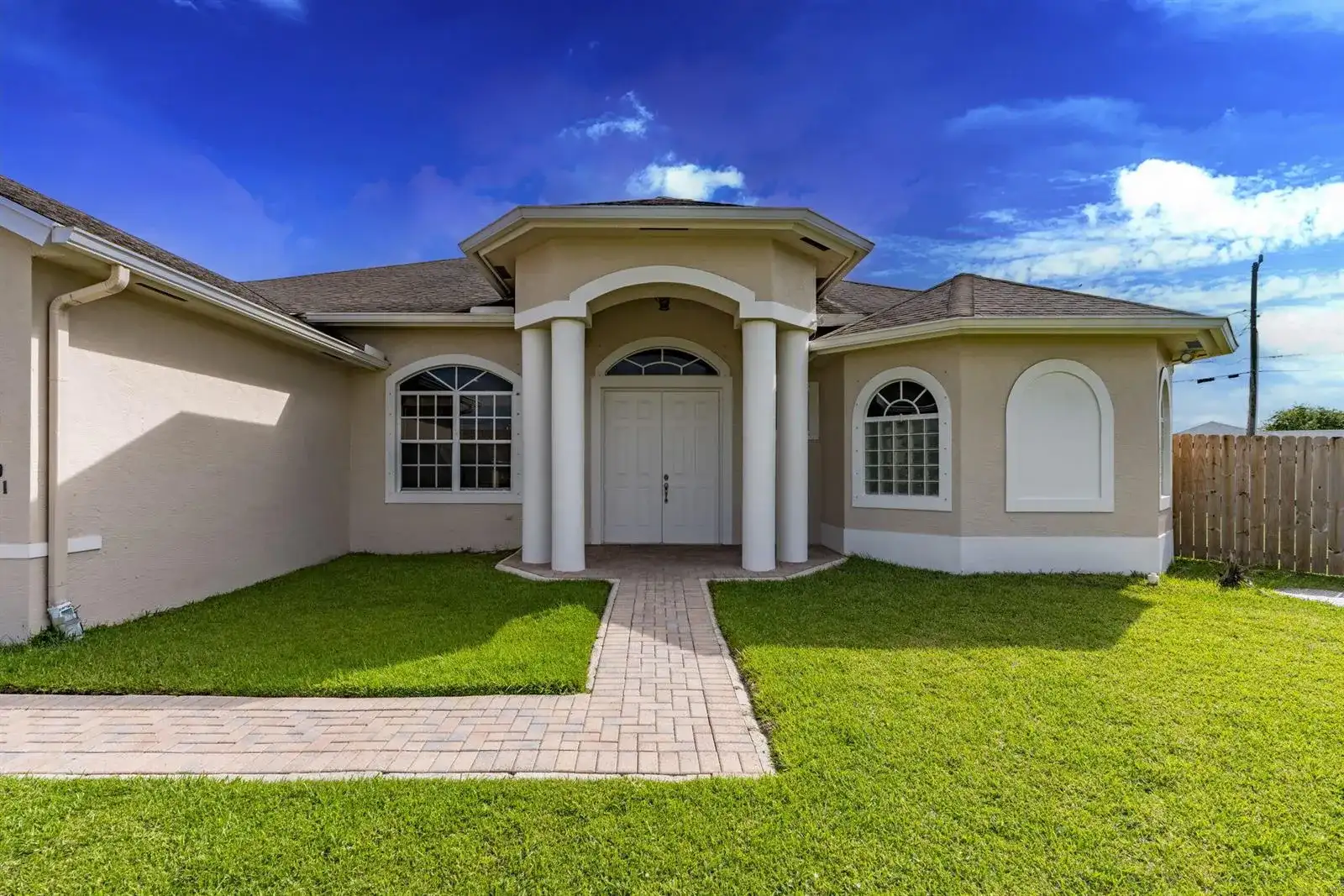 2301 SW Vale, Port St. Lucie FL 34953 photo 4