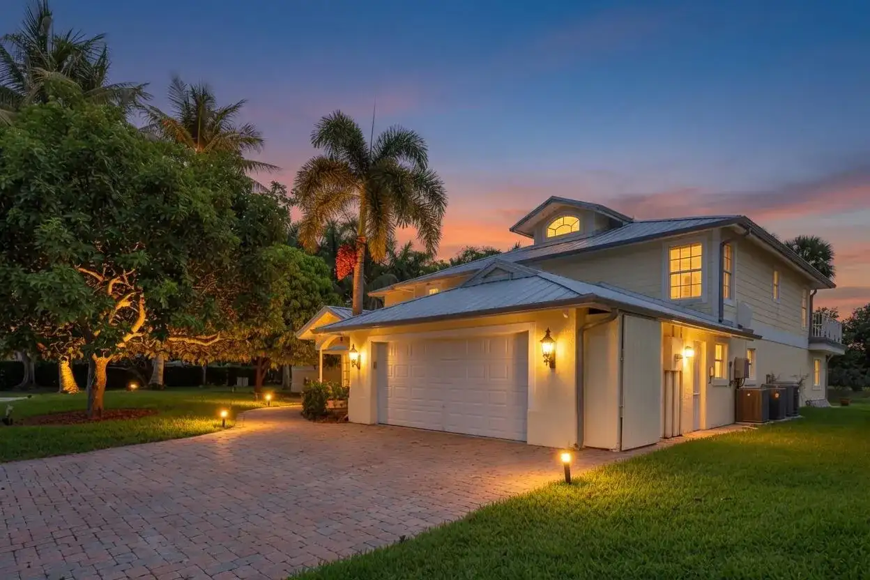5844 Pinebrook Drive, Boca Raton FL 33433 photo 2
