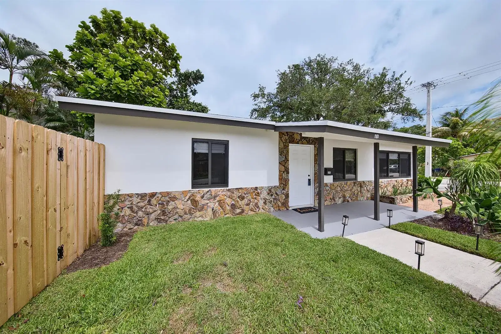 1101 SW 19th Avenue, Fort Lauderdale FL 33312 photo 3