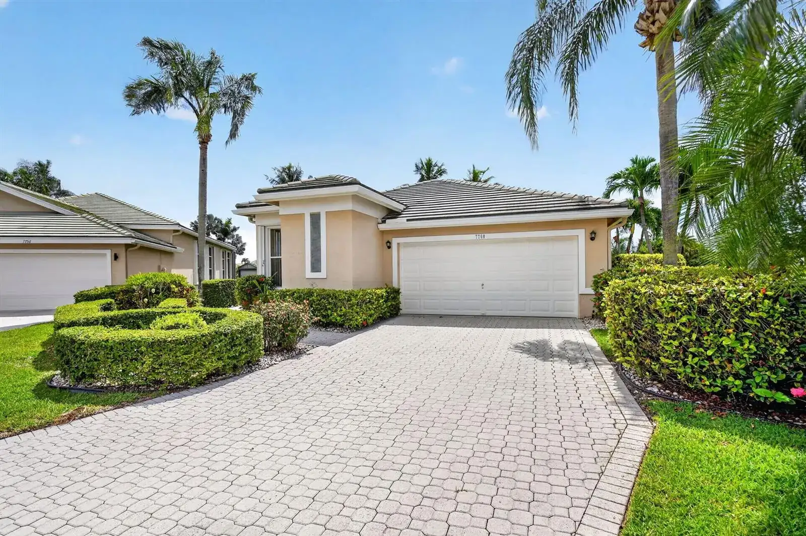 7760 Carrington Court, Boynton Beach FL 33472 photo 4