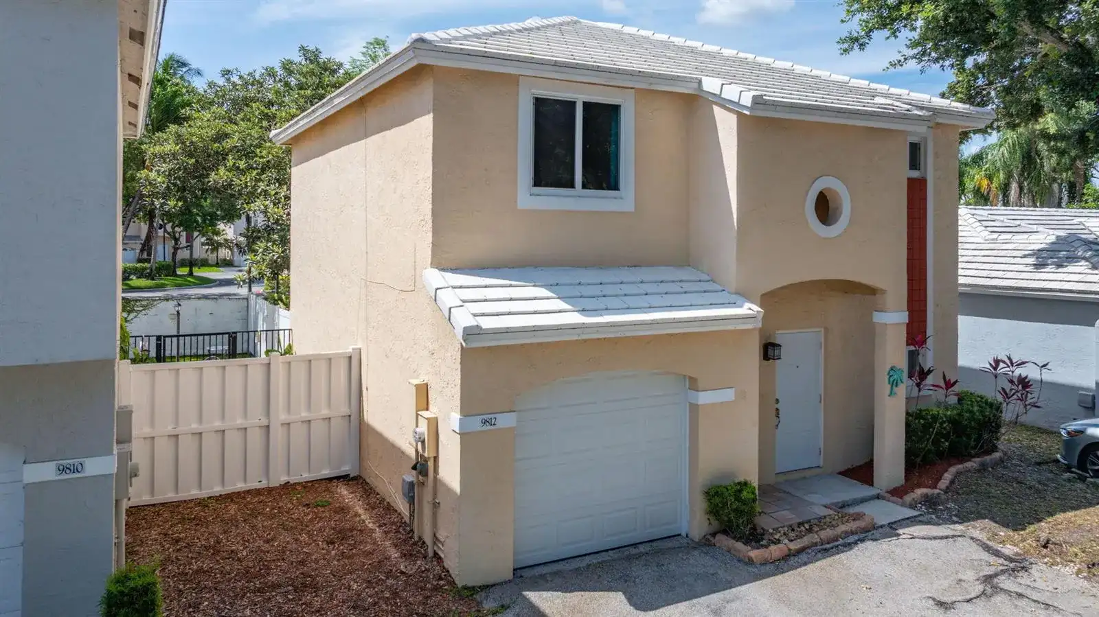 9812 NW 2nd Court, Plantation FL 33324 photo 2