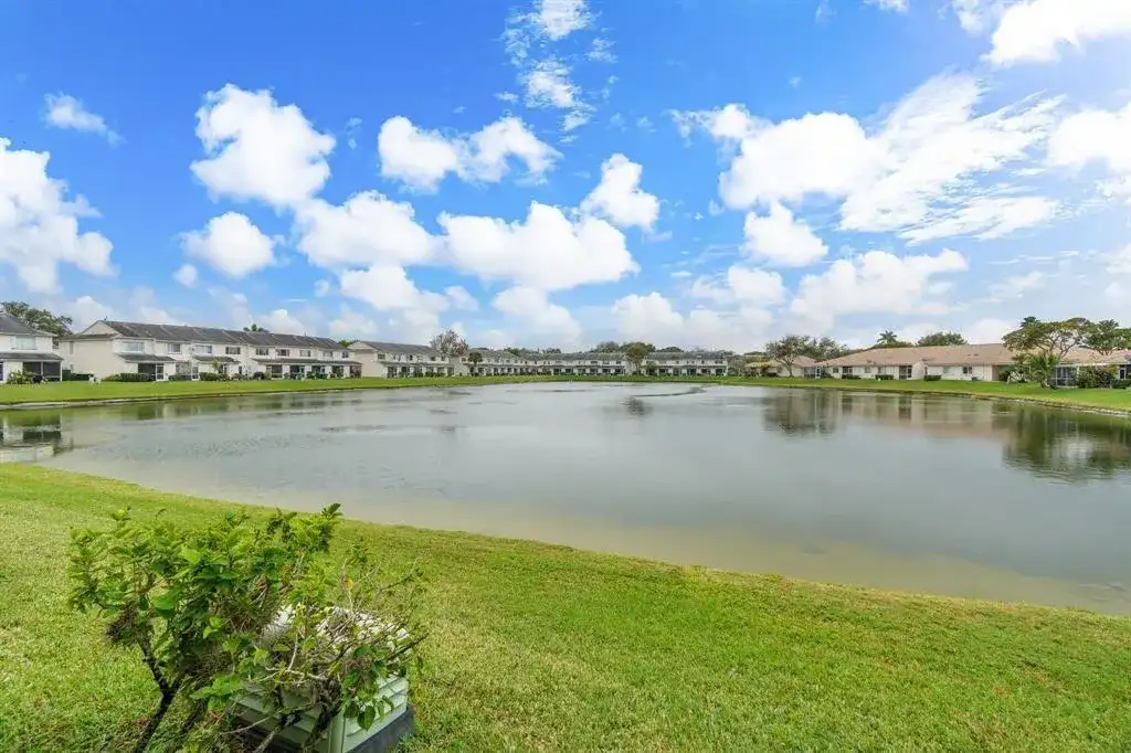 3168 SW 49th Street, Dania Beach FL 33312 photo 3
