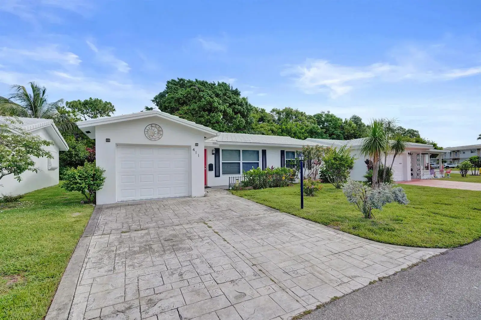 411 NW 26th Court, Pompano Beach FL 33064 photo 2
