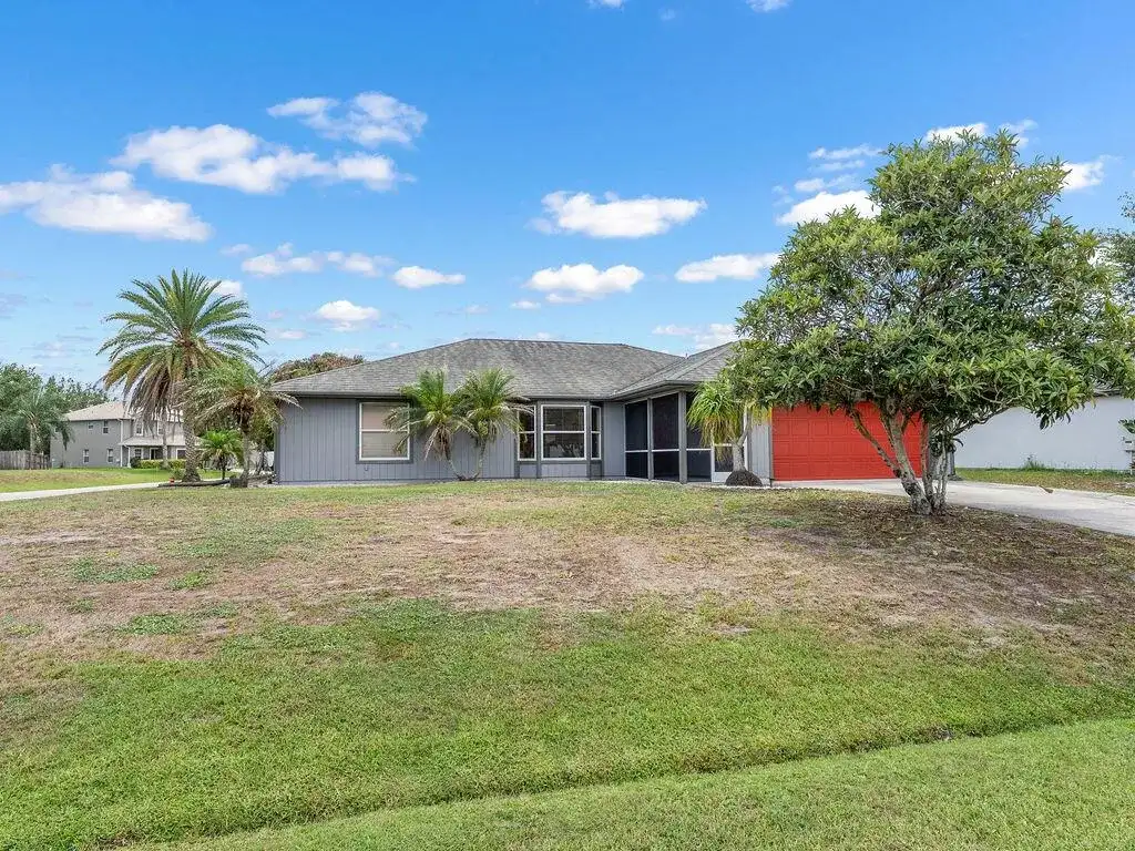 403 SW Cahoon Court, Port St. Lucie FL 34953 photo 2