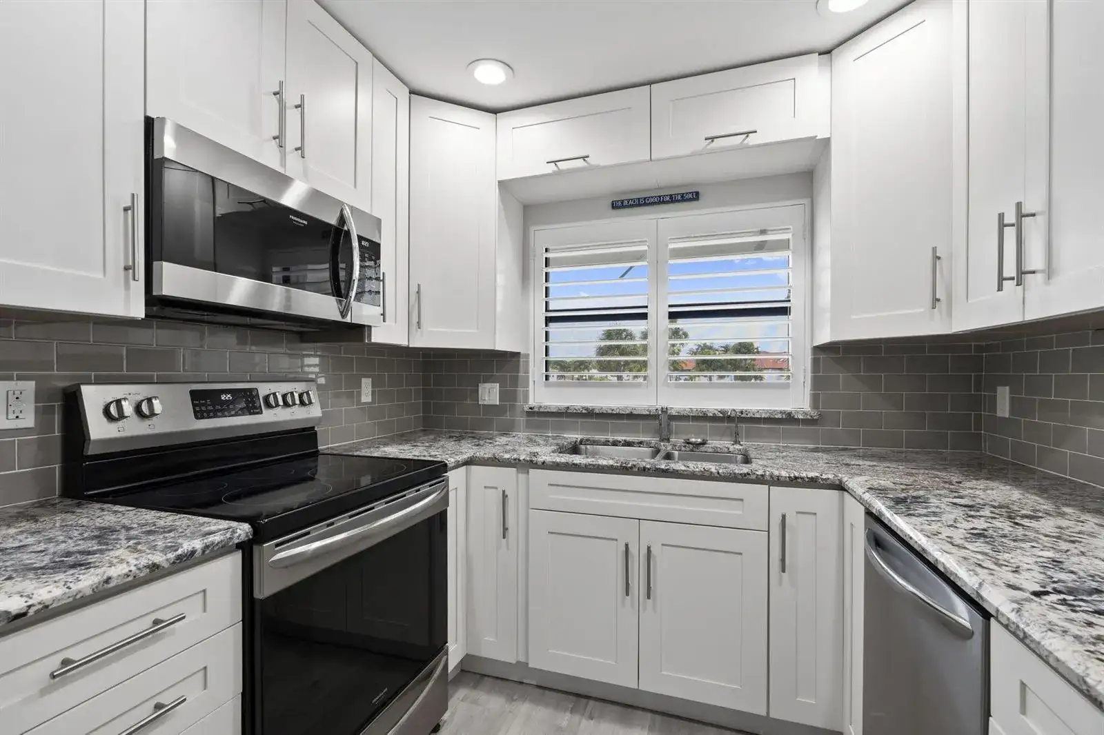 6102 SE Landing Way # 14, Stuart FL 34997 photo 5