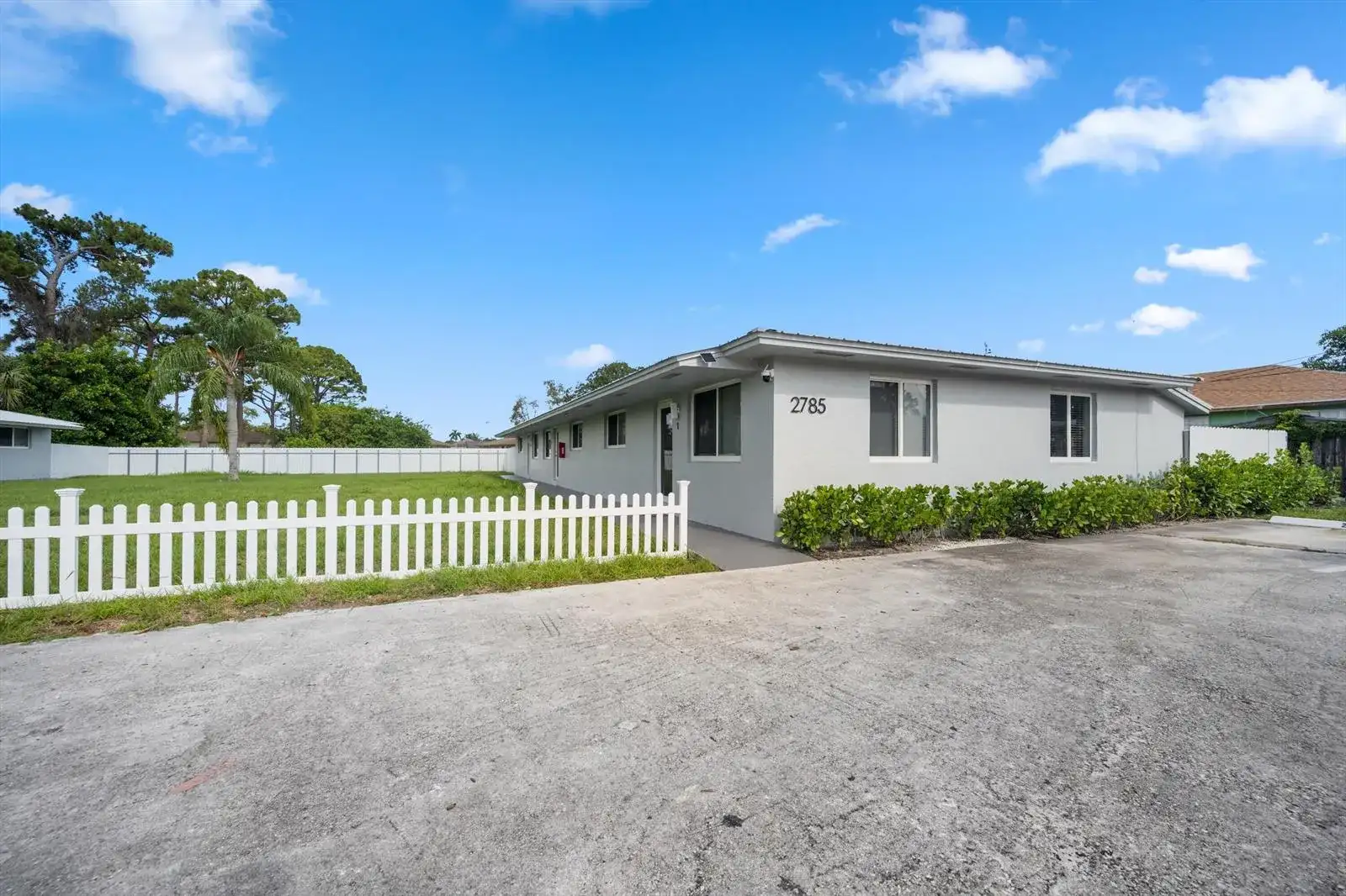 2807 Reo Lane # 1, Palm Springs FL 33461 photo 3