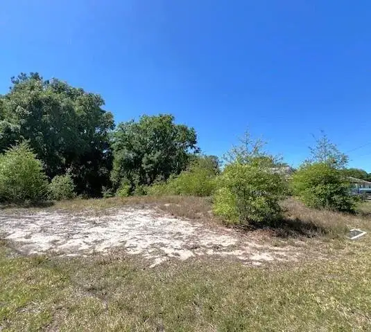 100 Honeycomb Avenue, Lake Placid FL 33852 photo 3