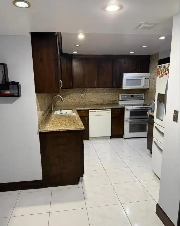 1833 S Ocean Drive # 1209, FL 33009 photo 5
