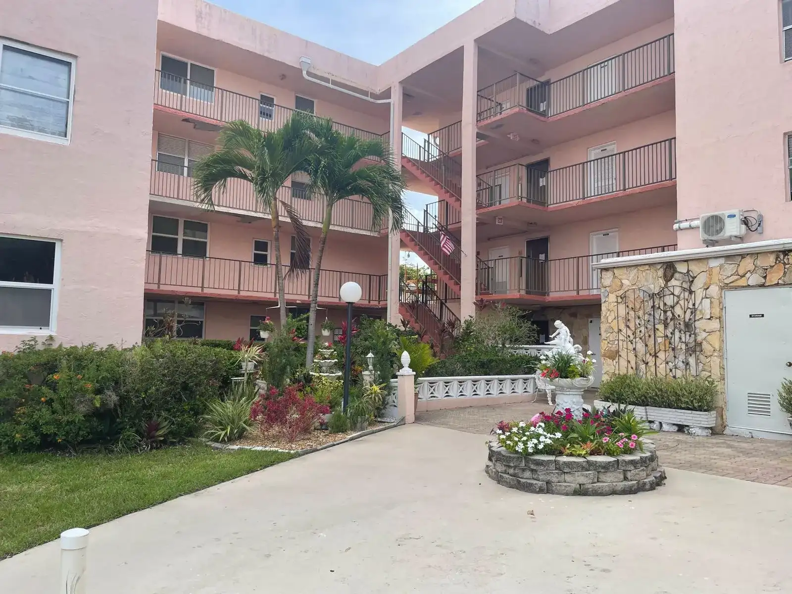 2851 Somerset Drive # 111, Oakland Park FL 33311 photo 2