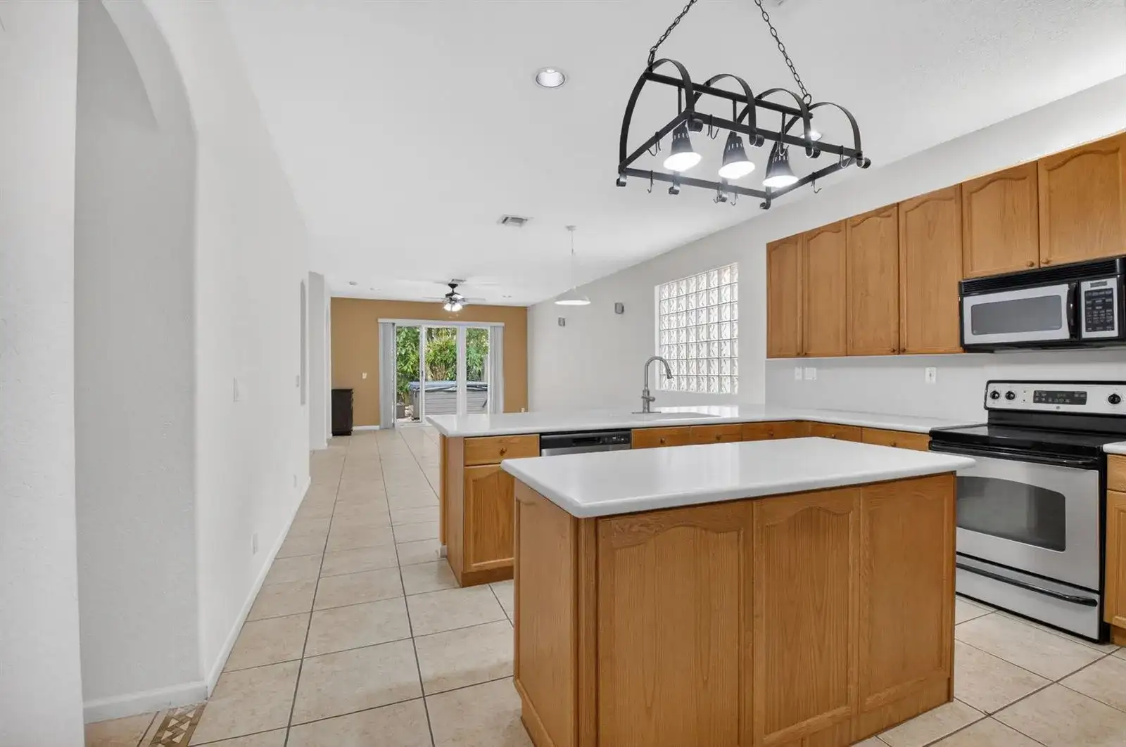 5049 Sancerre Circle, Lake Worth FL 33463 photo 2