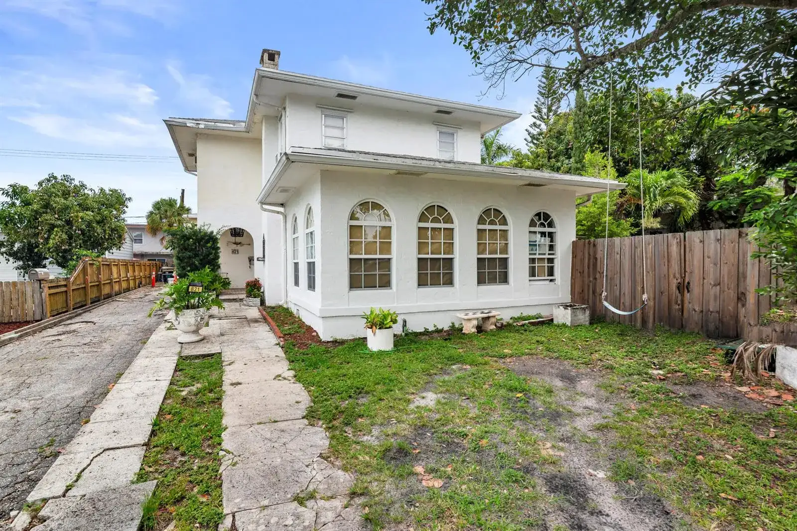 821 Omar Road, West Palm Beach FL 33405 photo 2