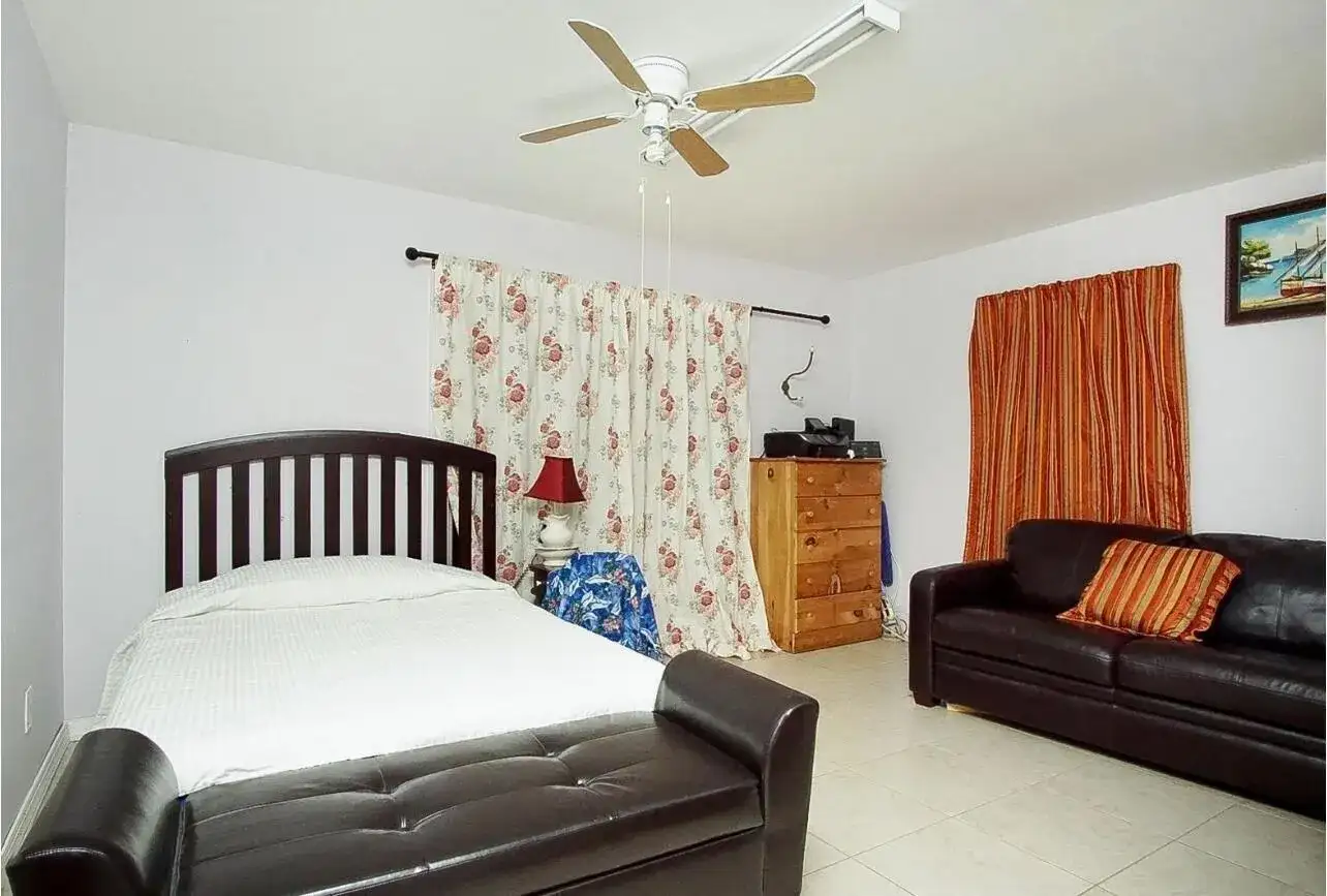 120 Banyan Drive, Port St. Lucie FL 34952 photo 5