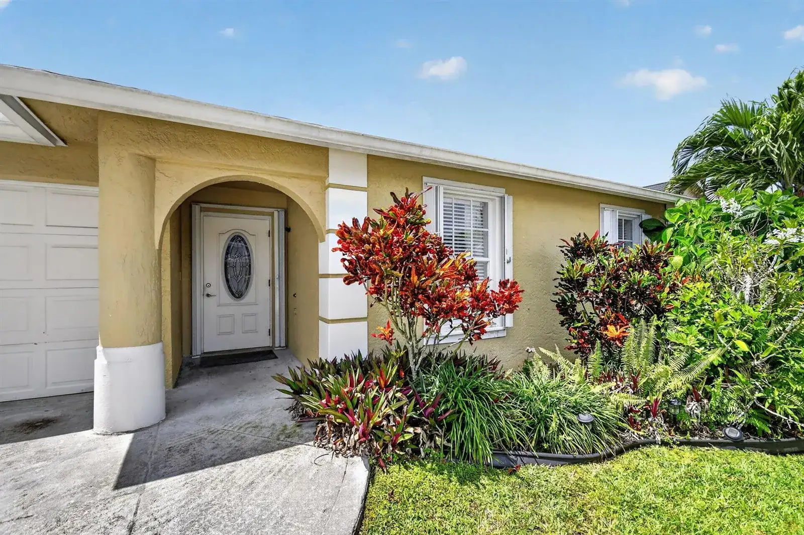 1080 Salmon Isle, FL 33413 photo 4