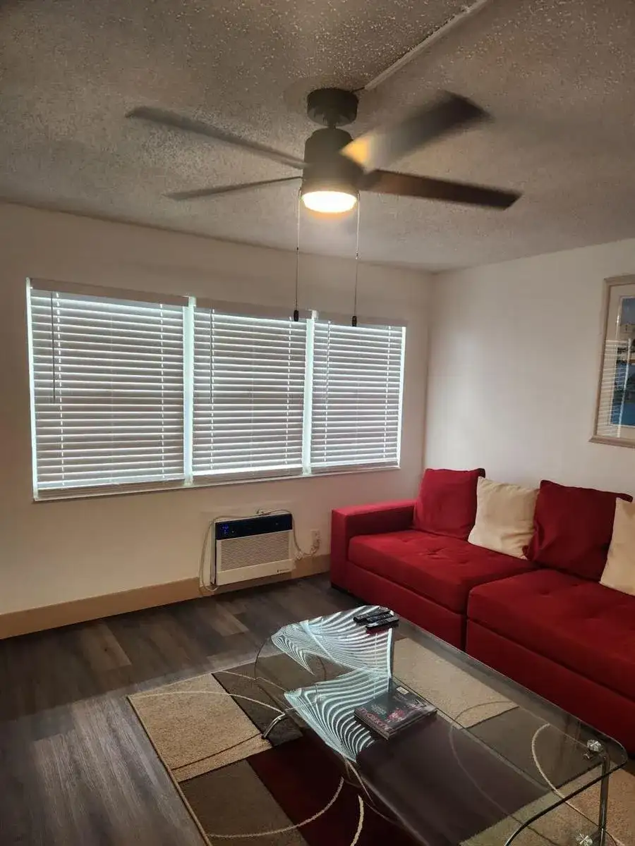 102 E Westbury # 102, Deerfield Beach FL 33442 photo 3