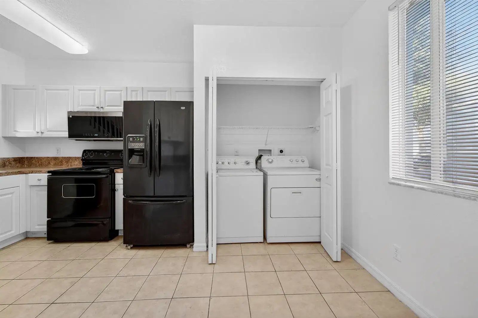 3635 Sonoma Drive, Riviera Beach FL 33404 photo 4