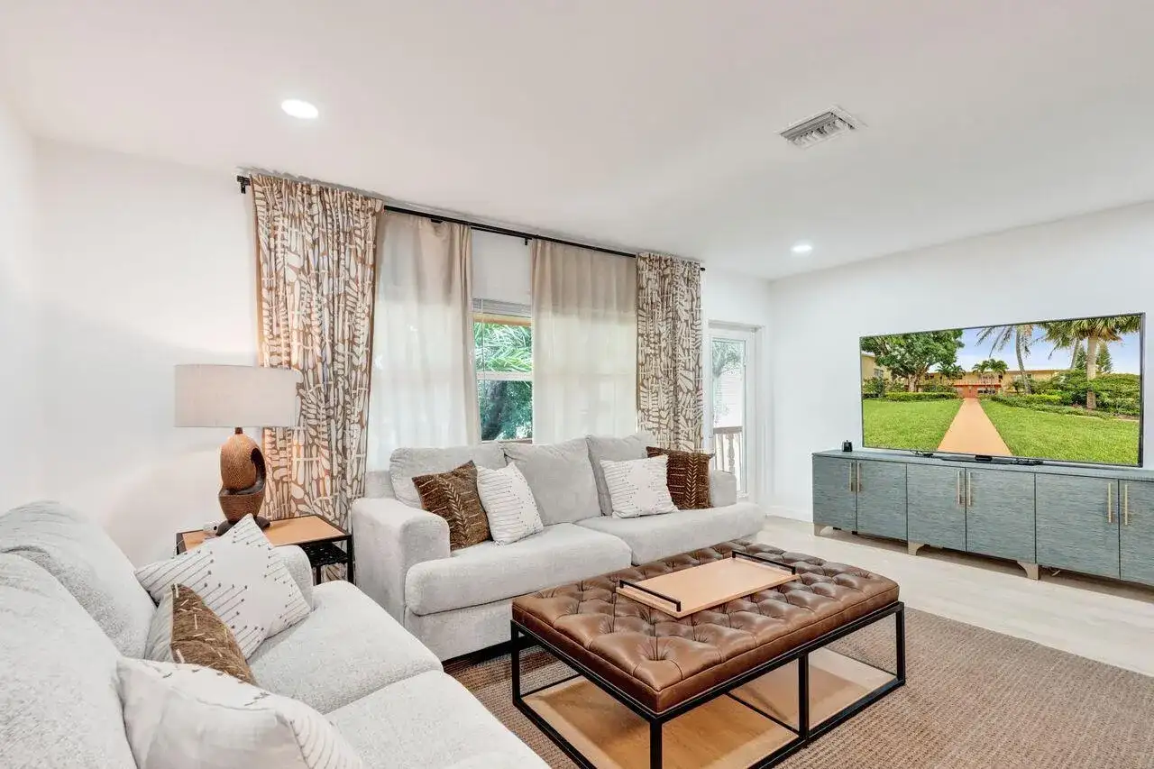 207 Salisbury I, West Palm Beach FL 33417 photo 5