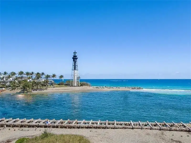 3421 Dover Road, Pompano Beach FL 33062 photo 2