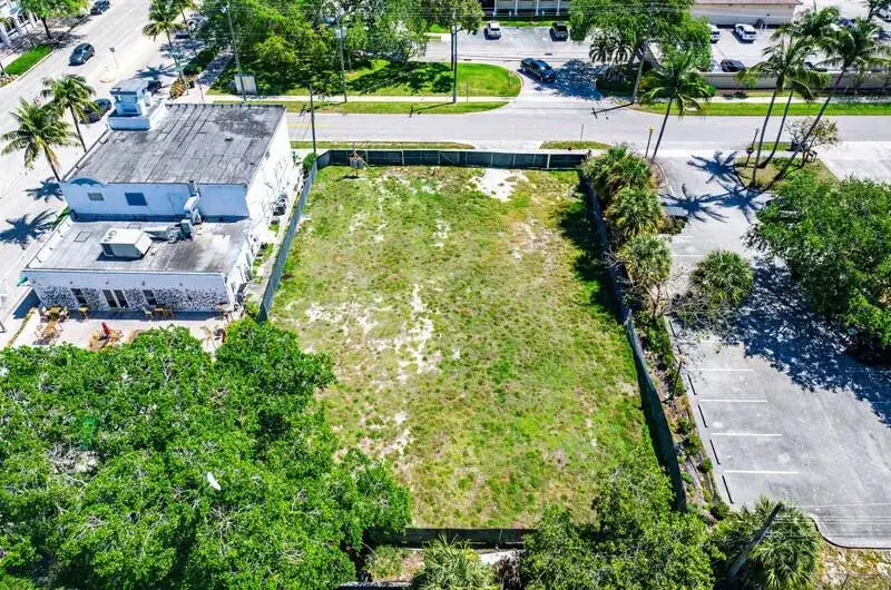 10 SW 4th Avenue, Delray Beach FL 33444 photo 2